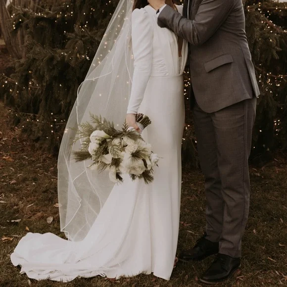 Beautiful Adrienne Wedding Gown - Picture 8 of 16